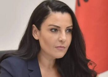 Gazetari: Balluku do të akuzohet për drejtim organizate kriminale