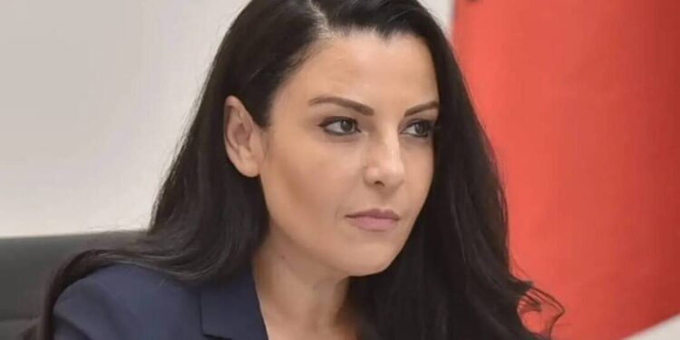 Gazetari: Balluku do të akuzohet për drejtim organizate kriminale