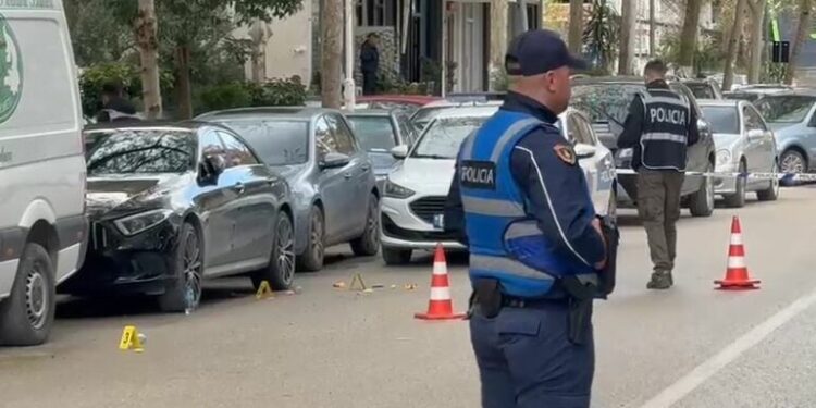 Dhunuan për vdekje 63-vjeçarin në Vlorë, identifikohen 3 autorët /EMRAT