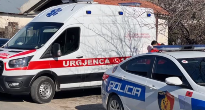 EMRI/ Gjendet i pajetë në rrugë 55-vjeçari në Lushnje, detajet