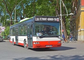 Kërkesat e transportit publik për naftën: Të kompensohemi 100 lekë për litër, llogariten 3 mln euro