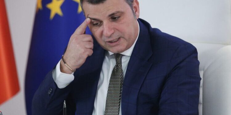 Kriza pas derës? Banka e Shqipërisë bleu 1 miliardë euro gjatë vitit 2025