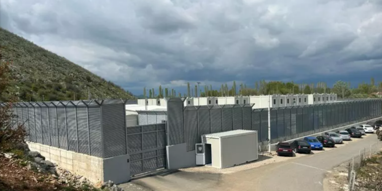 Një delegacion i partisë italiane “Fratelli d’Italia” viziton nesër kampin e Gjadrit