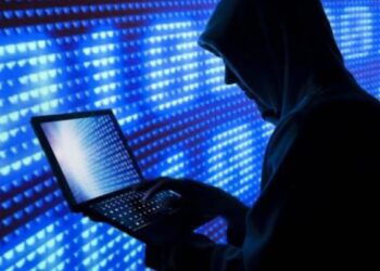 SMS mashtruese me emrin e Postës, policia apel qytetarëve: Mos klikoni linqet, denonconi