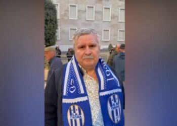 Kujtim Gjuzi i bashkohet protestës: Do përsërisim 2017-ën