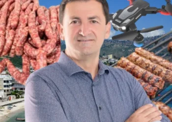Tenderët/ Vangjel Tavo i jep kompanisë nën hetim nga SPAK mbi 200 mijë € për sezonin në Himarë