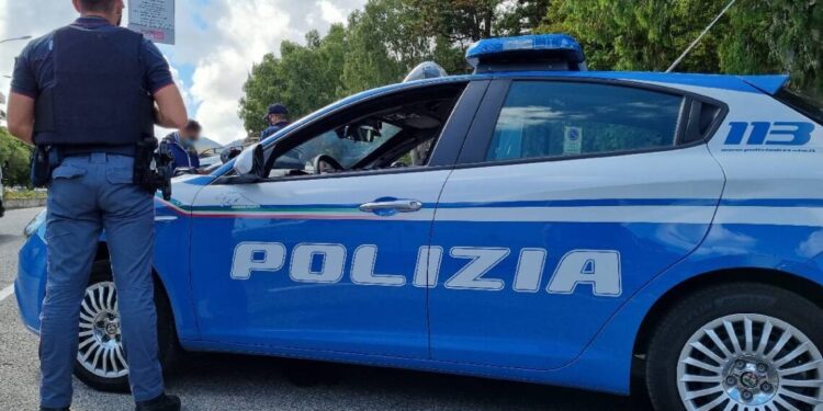 I dënuar me burg për drogë, dëbohet me urgjencë nga Italia 40-vjeçari shqiptar