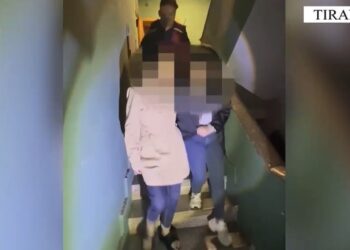 Zbulohen 3 apartamente ku ushtrohej prostitucion në Tiranë, arrestohen 7 persona, procedohen 5 të tjerë