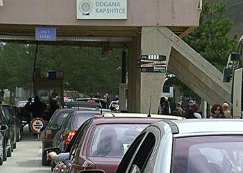 Pashkët kthejnë emigrantët, fluks i lartë lëvizjesh në doganën e Kapshticë