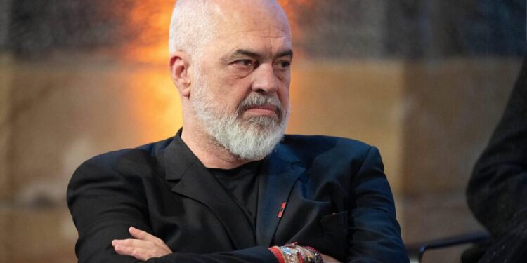 Televizioni publik austriak ORF: Kërcënime, rrëmbime dhe miliona të devijuara tek AKSHI i Ramës