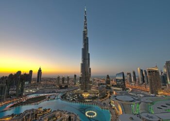 Alarmohen qytetarët e Dubait, mesazhet për sulme me raketa ‘pushtojnë’ telefonat
