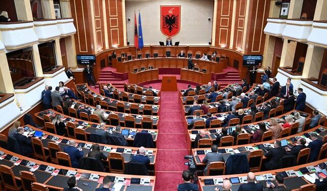 Nga interpelanca me Ramën te ministri i Energjetikës, çfarë pritet të diskutohet nesër në Kuvend