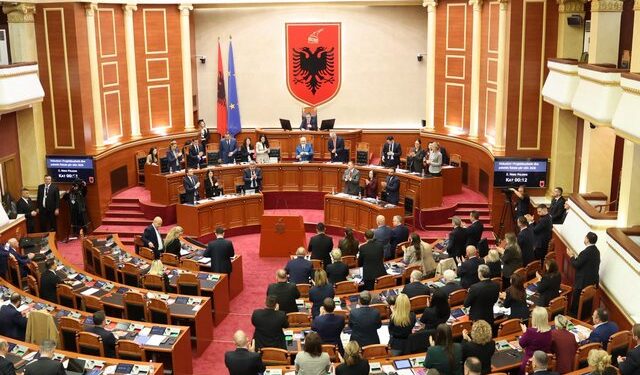 Kuvendi mblidhet sot në seancë plenare, çfarë pritet të diskutohet