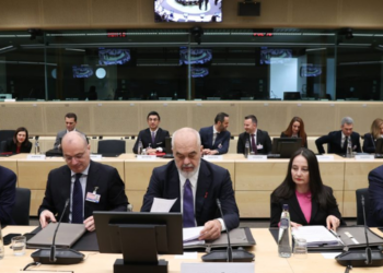IBAR-i i Shqipërisë ende pezull, Rama sërish “afër BE-së” pa afat të qartë
