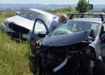 Aksident në bypass-in e Fierit, plagosen katër persona, mes tyre edhe dy turistë të huaj