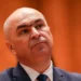 Bie qeveria në Rumani, kryeministri nuk i mbijeton dot mocionit të mosbesimit