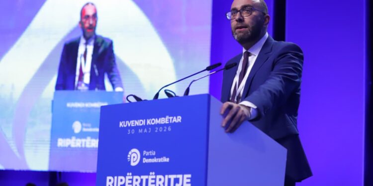 PD me statut të ri/ Gazment Bardhi: Garanton funksionimin dhe standardet e partisë. Vullneti i anëtarëve ka peshë reale në vendimmarrje
