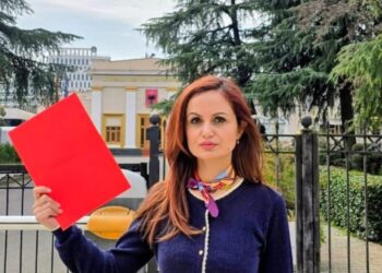 “Doktor Gjilpëra” dhe Shqipëria e sotme/ Etleva Merko: Korrupsioni mbetet plagë