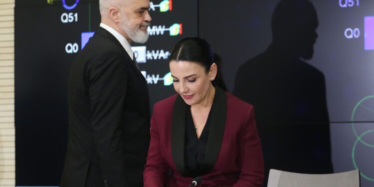 Rasti ‘Balluku’, PE vendos vijat e kuqe për imunitetin: Korrupsioni të adresohet në të gjitha nivelet pa ndërhyrje
