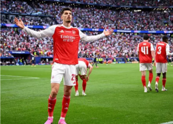 Finalja e Champions League/ Arsenal kalon në avantazh ndaj PSG-së
