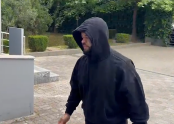 Dëshmitar në gjyqin e Laert Haxhiut, Noizy paraqitet në GJKKO