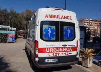 Velipojë, 73-vjeçari humb jetën pasi rrëshqet nga pedana gjatë punimeve në një biznes