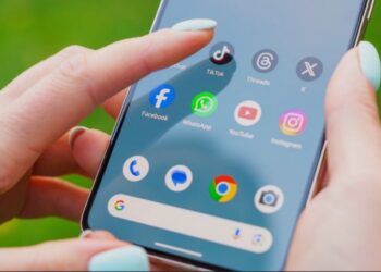 Detoksi dixhital në rritje: Të rinjtë po fshijnë Instagramin dhe TikTok-un