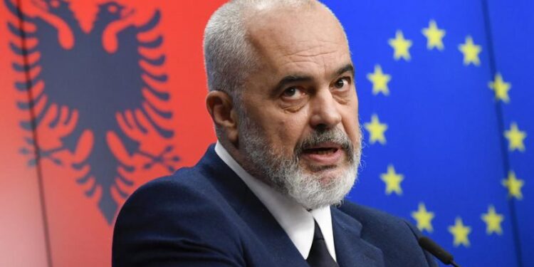Integrimi, jo vetëm për të marrë “merita” politike