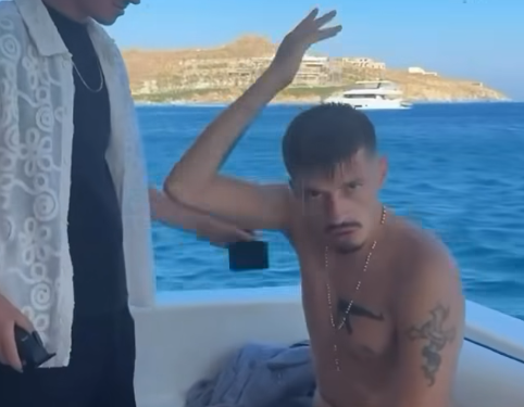 “O djali, s’bëhesh i fortë kur …”, Balla publikon videon e të riut që hedh kanaçen në det: Gjoba 200 mijë lekë