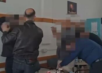 Shisnin d*ogë afër shkollave në Kavajë, arrestohen 9 persona
