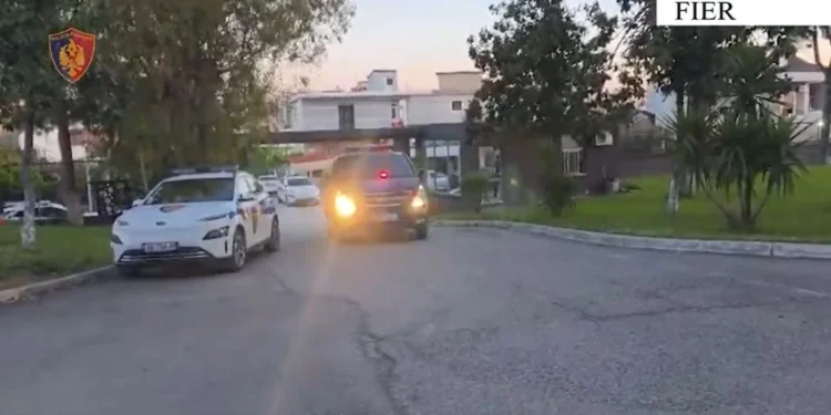I shpallur në kërkim dhe i dënuar me burg, arrestohet 50-vjeçari në Fier