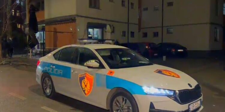 Zbardhet ngjarja në Tiranë! Plagoset me armë zjarri 17-vjeçari, u qëllua aksidentalisht nga shoku