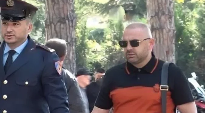 ‘Nuk paraqitej në punë’/ Skënder Hita përjashton nga radhët e Policisë, Ulian Shpatarakun