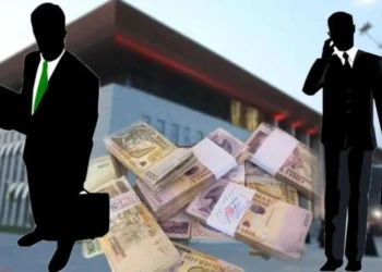 Kush i financon grataçelat në Tiranë? “Real Estate”, mekanizmi kryesor i pastrimit të parave