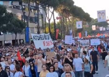 Mbahet sot protesta e 6-të për Zvërnecin