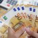 Euro rekord të ri negativ, zbret në kufijtë e 93 lekëve