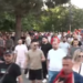 Mijëra qytetarë në shesh kundër qeverisë, nis marshimi drejt Kryeministrisë