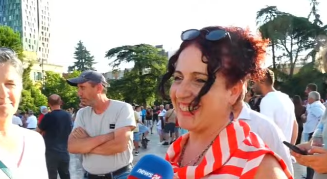 Temperaturat e larta/ Paralajmërohet shtyrje e orarit të protestës