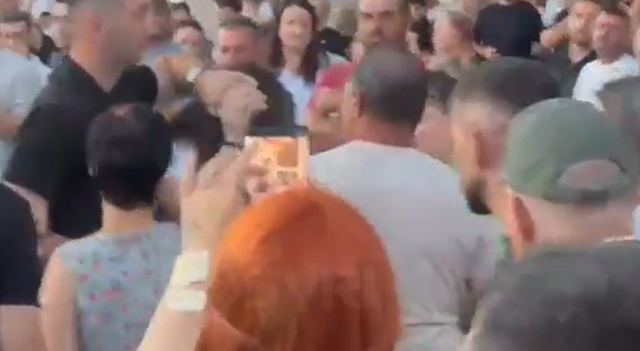 Gardisti dhunon protestueses gjatë takimit të Ramës /VIDEO