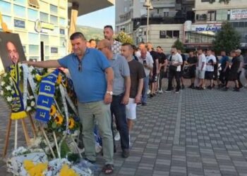 U nda nga jeta pas një aksidenti me makinë, Elbasani mban homazhet për futbollistin Fatjon Bunjaku