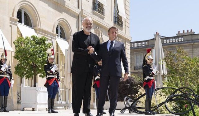‘Mos i jepni çek të bardhë’, eurodeputetja kritikon Macron: Qeveria e Ramës po shet vendin