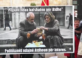 “Populli ndan kafshatën për Atdheun, politikanët ndajnë Atdheun për interes”, pankartat pikante nga protesta