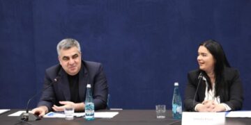 Tenderi i pastrimit të plazheve që mori më qafë Arlinda Pogajn dhe Luan Kaprin/ Kush është peshku i madh që hëngri drejtoreshën e OBP dhe biznesmenin