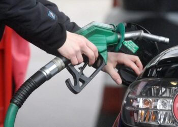 Ulen çmimet e karburanteve, ja sa do të shiten nafta dhe benzina