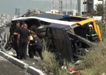 Përditësohet bilanci i aksidentit në autostradën Durrës–Tiranë: Një viktimë dhe 12 të plagosur
