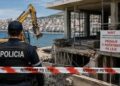 Goditje ndaj ndërtimeve pa leje në Sarandë, 12 masa sigurimi për policë, zyrtarë vendorë dhe biznesmenë