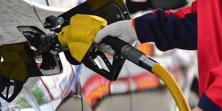 Ulen çmimet e karburanteve, ja sa do të shitet nafta dhe benzina