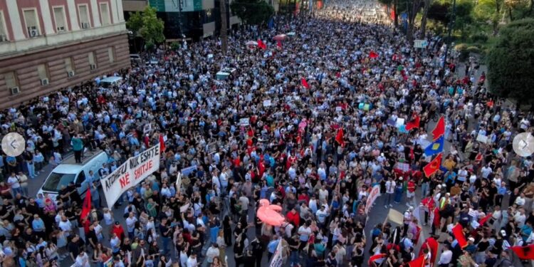 ‘Autor i projektit’, BIRN: Pse Rama po përpiqet të manipulojë revoltën për Zvërnecin?