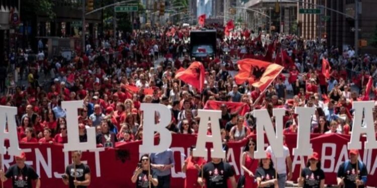 Shqiptarët fitojnë vend në hartën zyrtare të New York-ut, polemika për përjashtimin e “Little Italy”