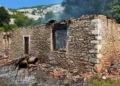Bilanc tragjik/ Digjet banesa, humbin jetën nëna 24-vjeçare dhe dy fëmijët e saj të mitur